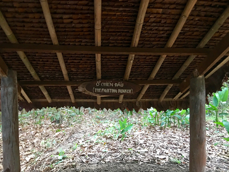Củ Chi tunnels