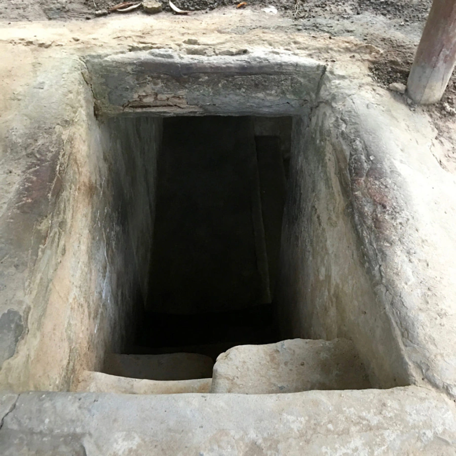 Củ Chi tunnels