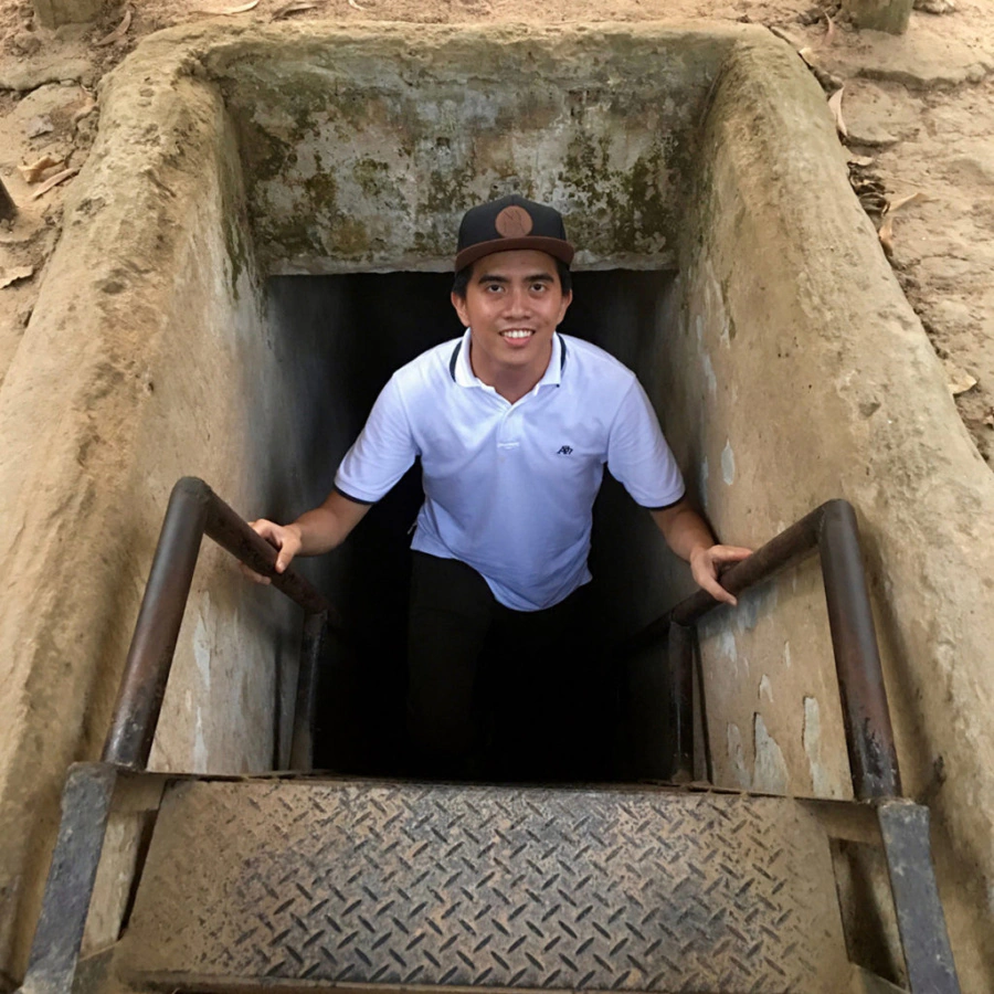 Củ Chi tunnels
