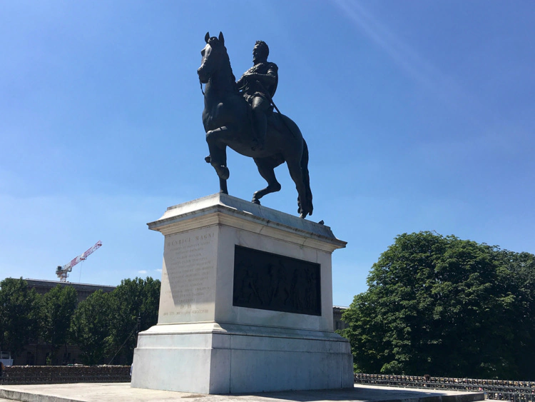 First time in Paris: Getting familiar with the capital of France
