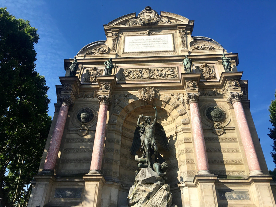 Fontaine Saint-Michel