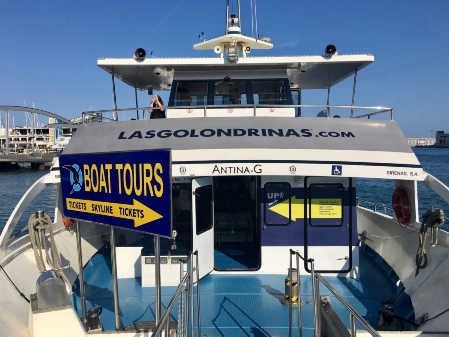 Boarding Las Golondrinas