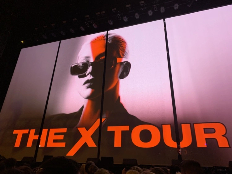 Two decades in the making: Finally meeting my idol Christina Aguilera