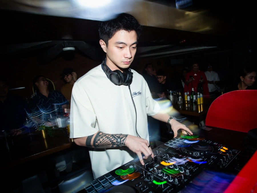 Monarch Manila Club Bar Makati Philippines