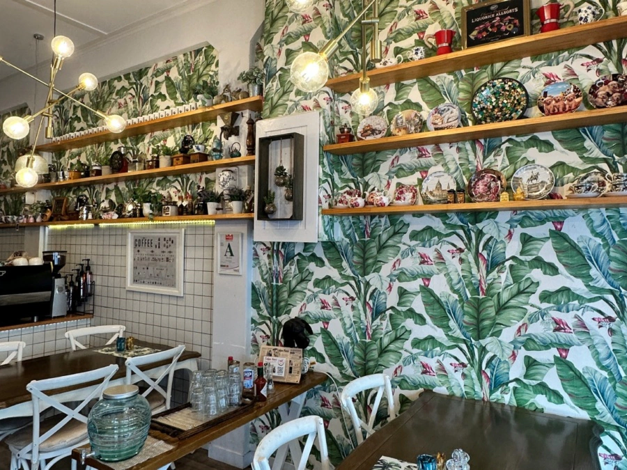 Sierra Devonport Cafe
