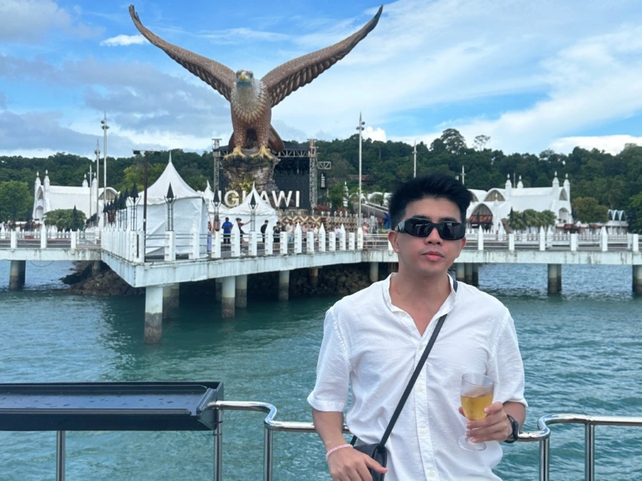 Dataran Lang Eagle Square Langkawi